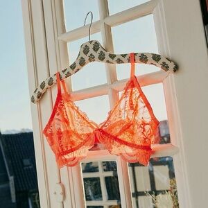 Free People Last Dance Lace Triangle Bralette Size XL Intimately Loungewear TS12